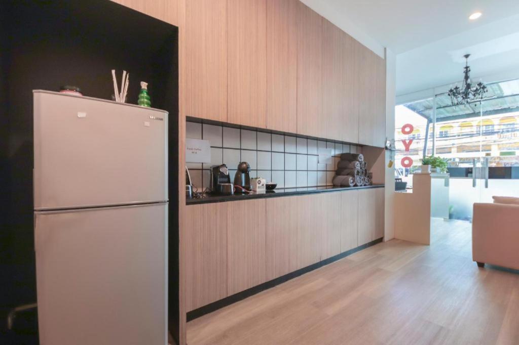 Oyo 1162 Chalong Home Place Екстериор снимка
