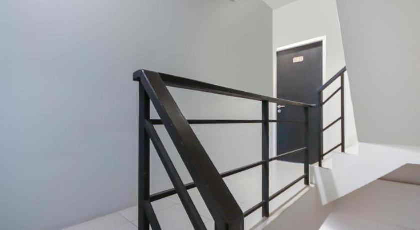 Oyo 1162 Chalong Home Place Екстериор снимка